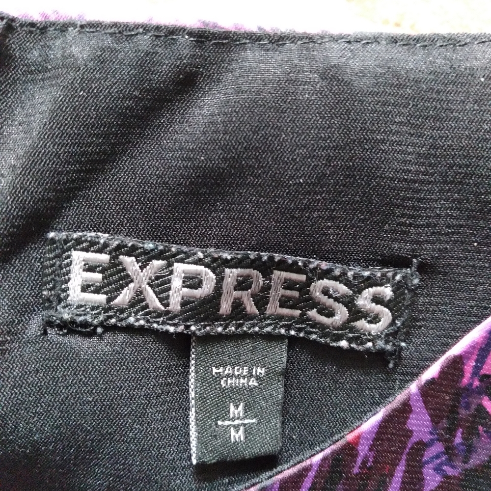 Express Abstract print Floral Feather Peplum Sleeveless top, size Medium - Picture 6 of 9